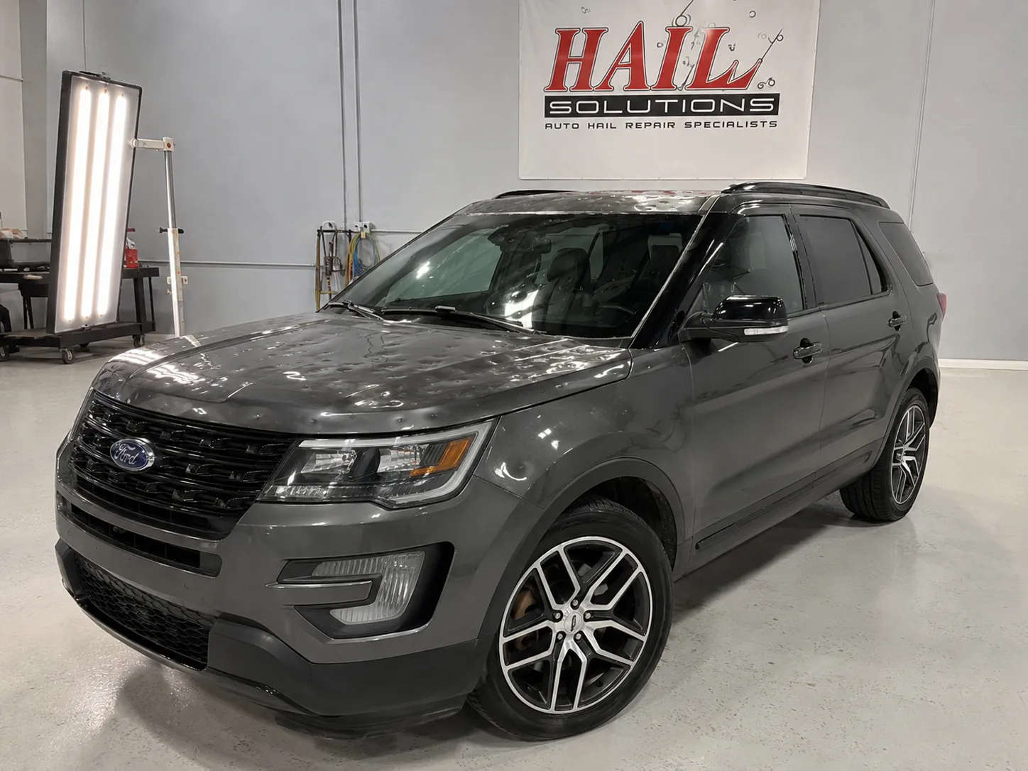 Detail photo of 2018 Ford Explorer — Magnetic Gray hail damage repair in Kansas City, MO