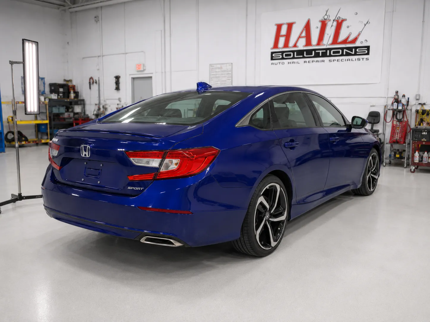 Detail photo of 2018 Honda Accord — Still Night Pearl hail damage repair in Olathe, KS