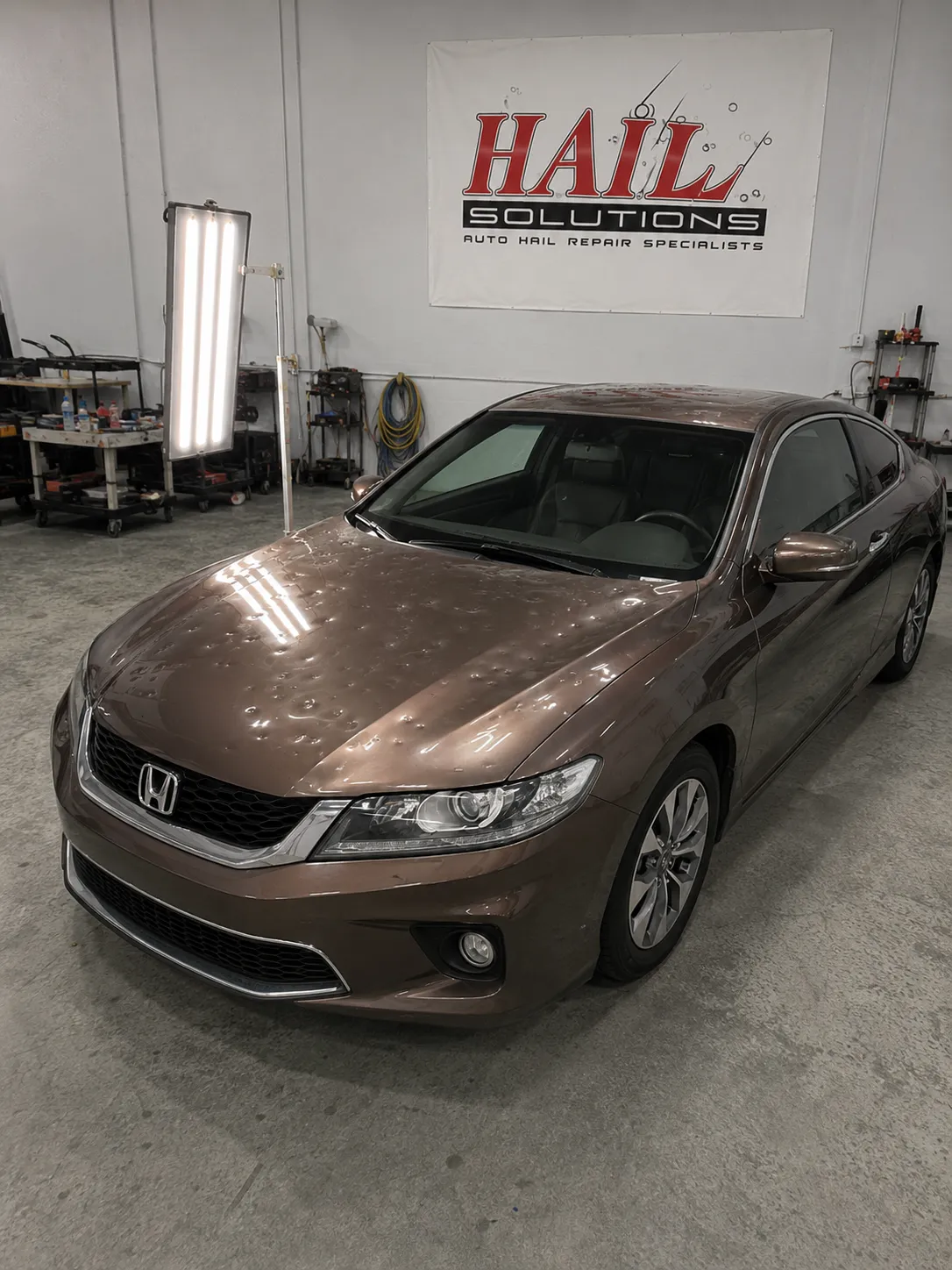 Detail photo of 2015 Honda Accord — Champagne Frost Pearl hail damage repair in Excelsior Springs, MO